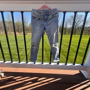 Stylish Girls Light Blue Skinny Jeans